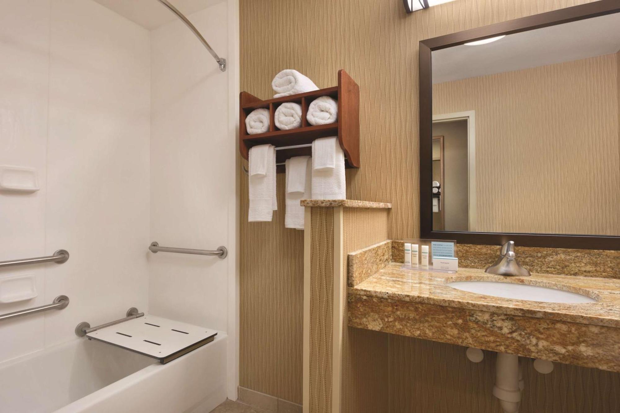 Hampton Inn Minneapolis-Burnsville Bagian luar foto